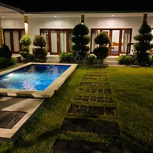 villa-pintu-biru.hotelsseminyak.net/